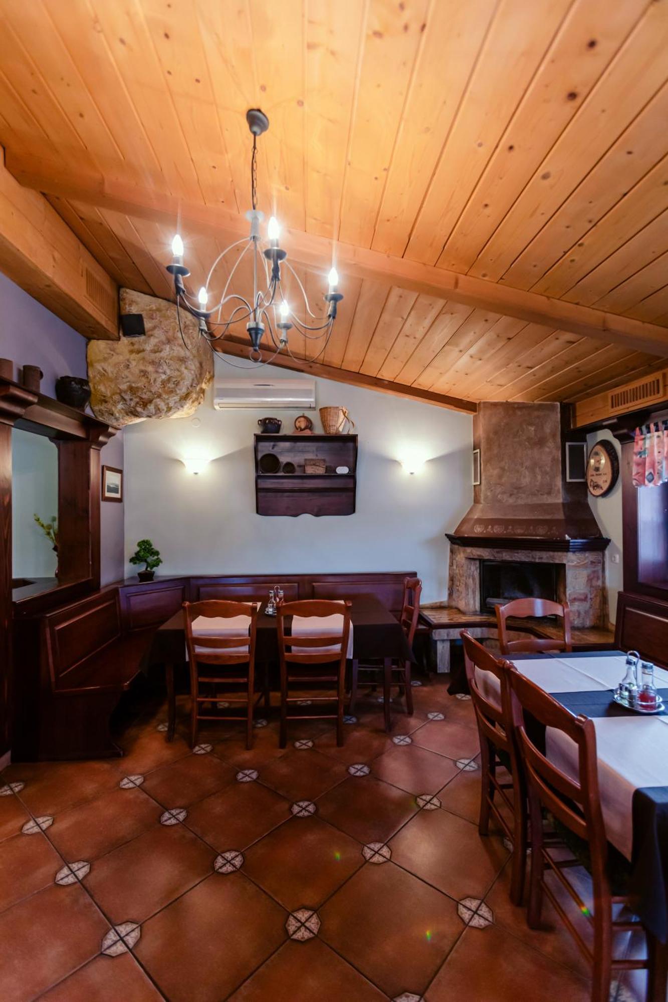 Rooms En Krajcar Cerknica Luaran gambar
